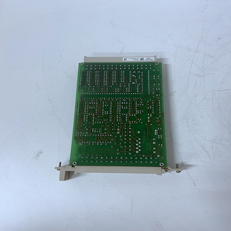 F6705 (3).jpg