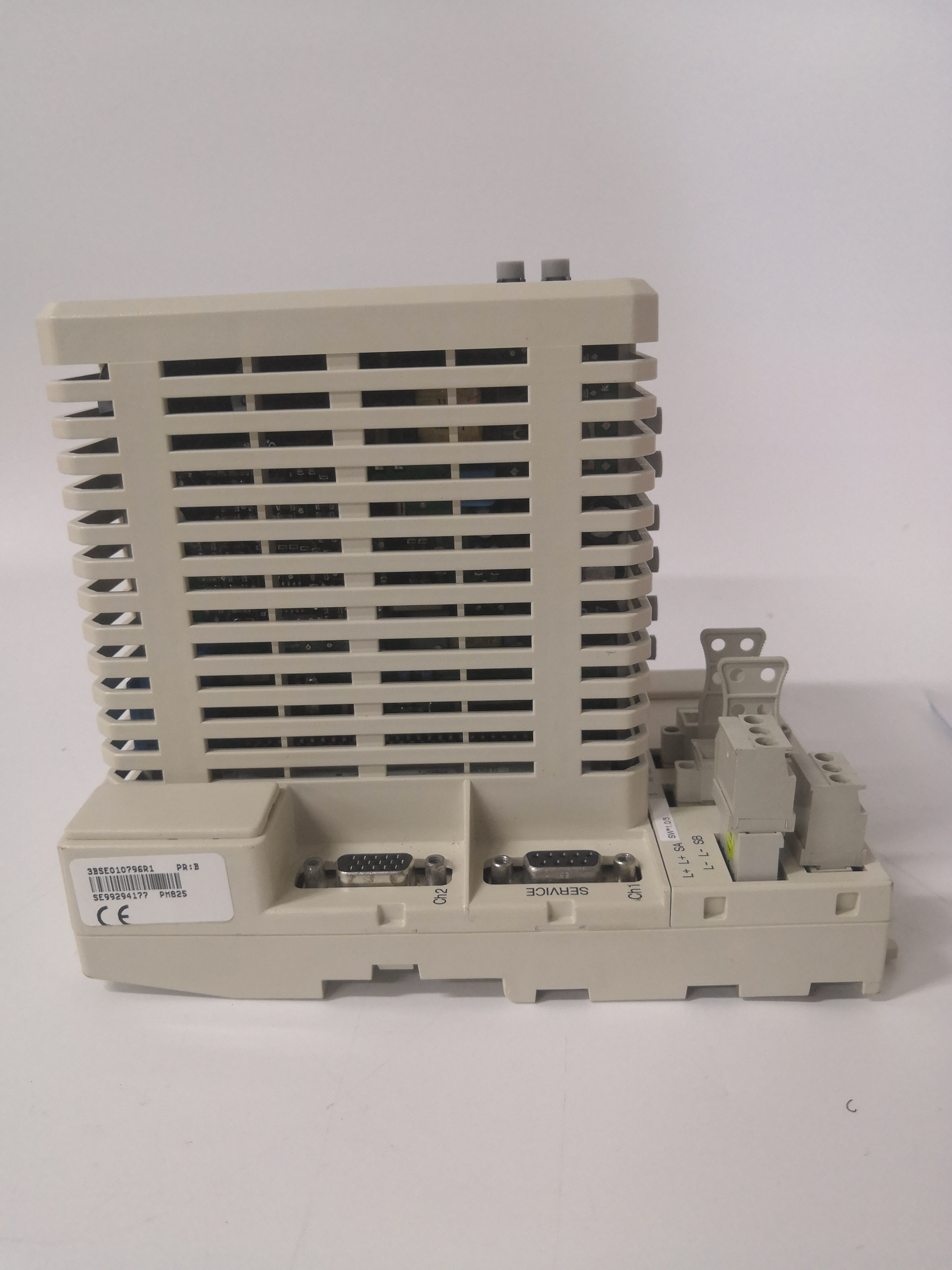 PM825 3BSE010796R1(4).jpg