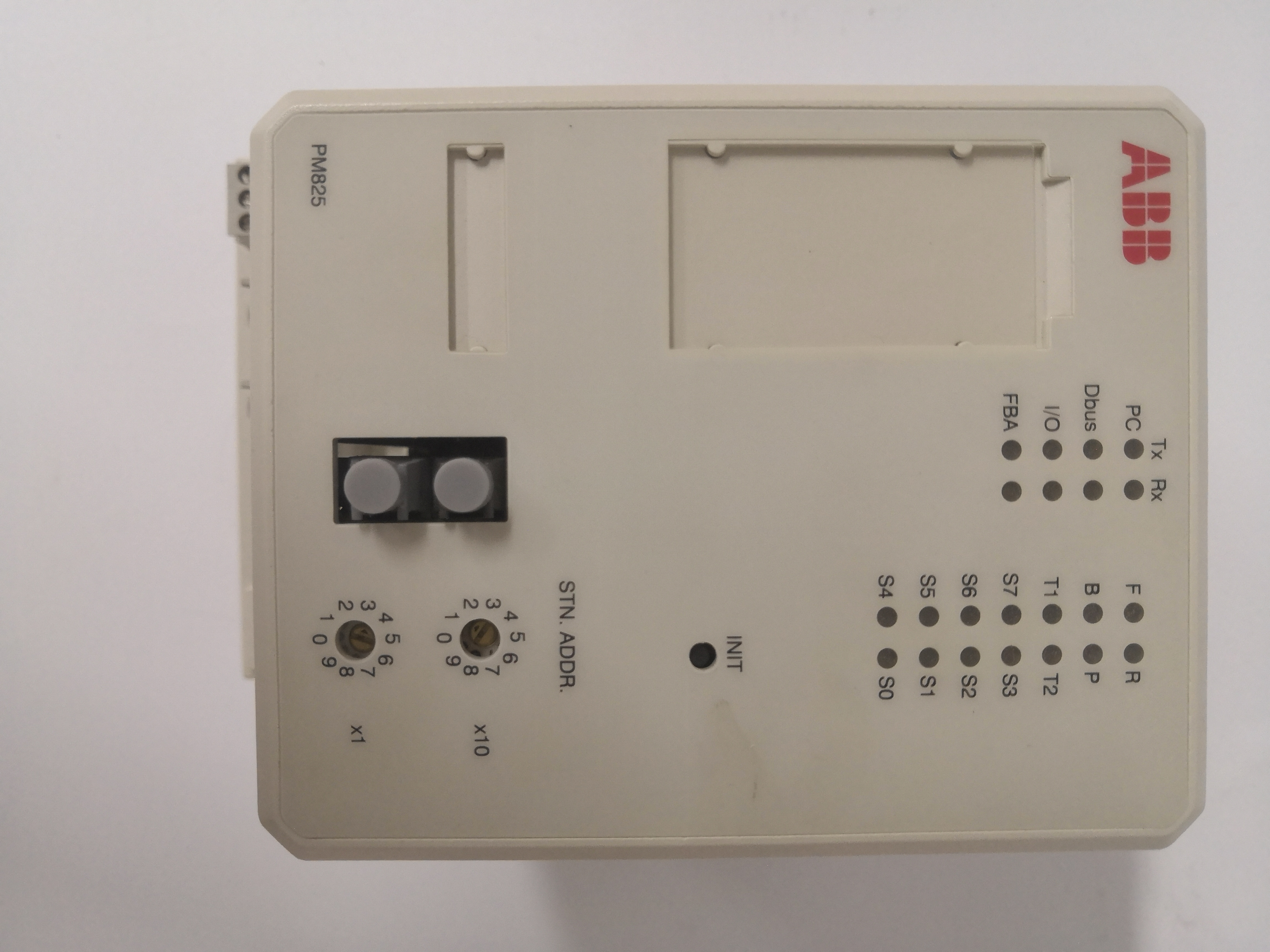 PM825 3BSE010796R1(1).jpg