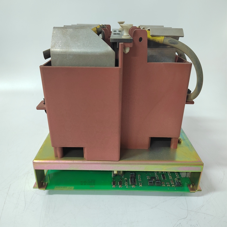 ABB KUC711AE 3BHB004661R0001(5).jpg