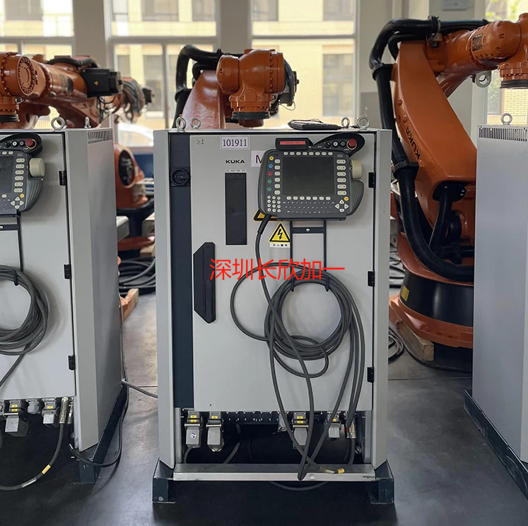 KUKA KR210 KR240(2).jpg